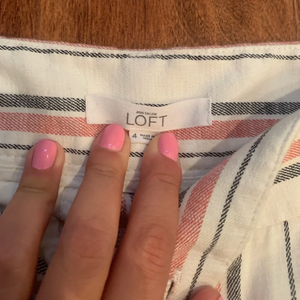 Loft Cropped Pants - Picture 3 of 6